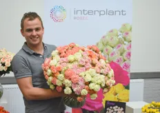 Jeroen van Hemert van Interplant Roses met zijn Flow Flowers. Het concept word leuk opgepikt door de markt. Het is weer eens wat anders in de garden shake roses, vertelt Jeroen.